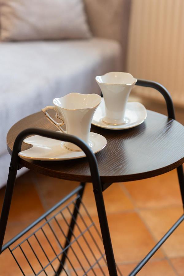 Cozy Apartment With Parking In Warsaw Ursus By Noclegi Renters Екстер'єр фото